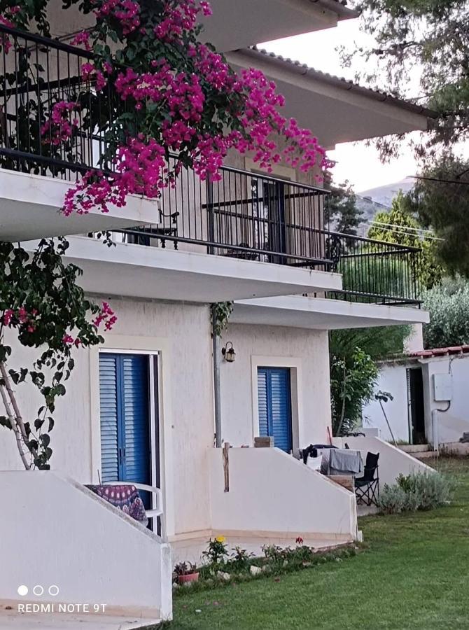 Villa Galaxídhion Exteriér fotografie